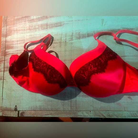 Victoria Secret red push-up bra 34 C - Picture 1 of 5